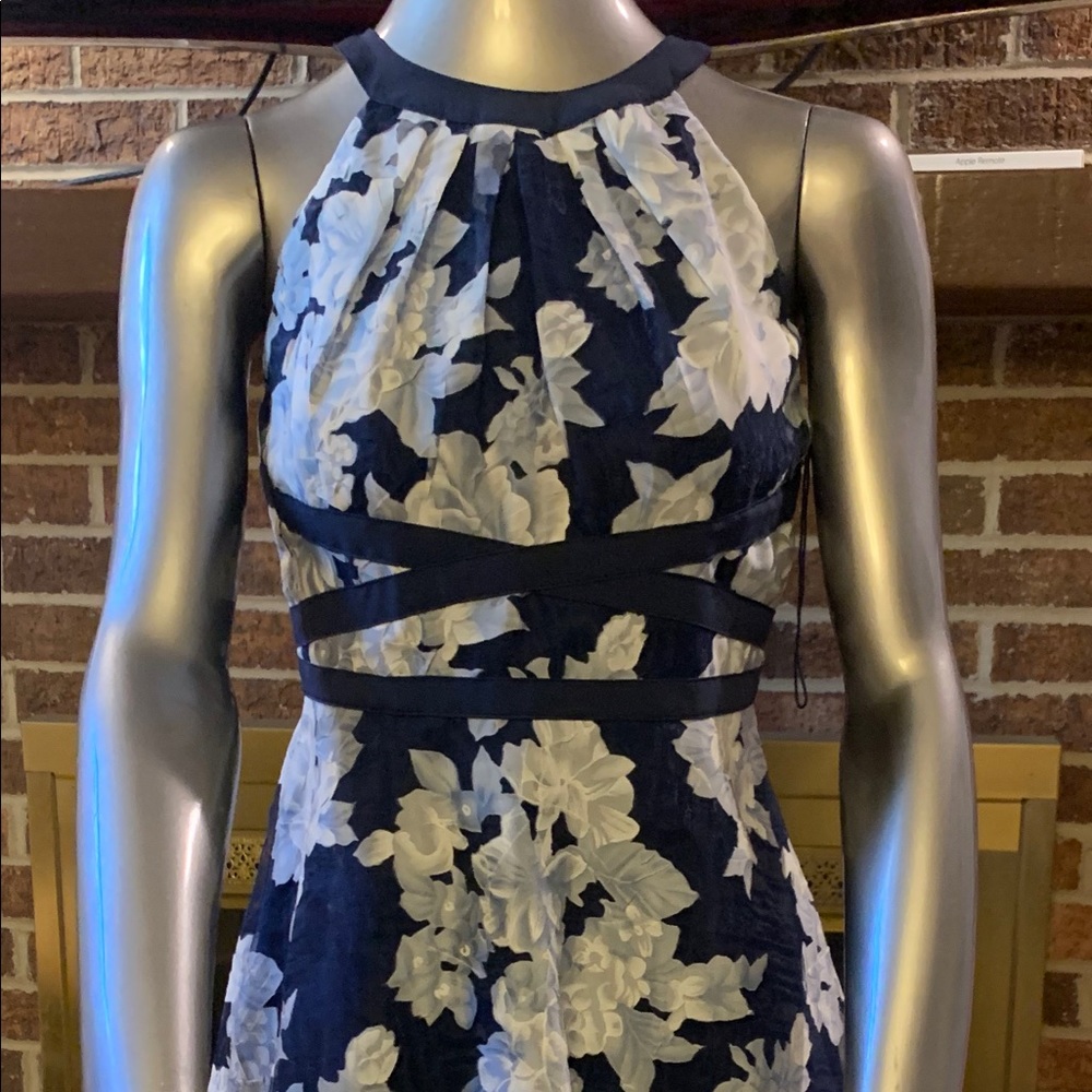 Adriana Papell Halter sleeveless dress
